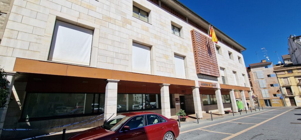 Aragón meldet über 15.000 Besucher an offiziellen Beobachtungspunkten – Lage am 12. August ruhig